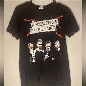 5 Seconds Of Summer Rock Out With Your Socks Out Official 2015 Tour Shirt M